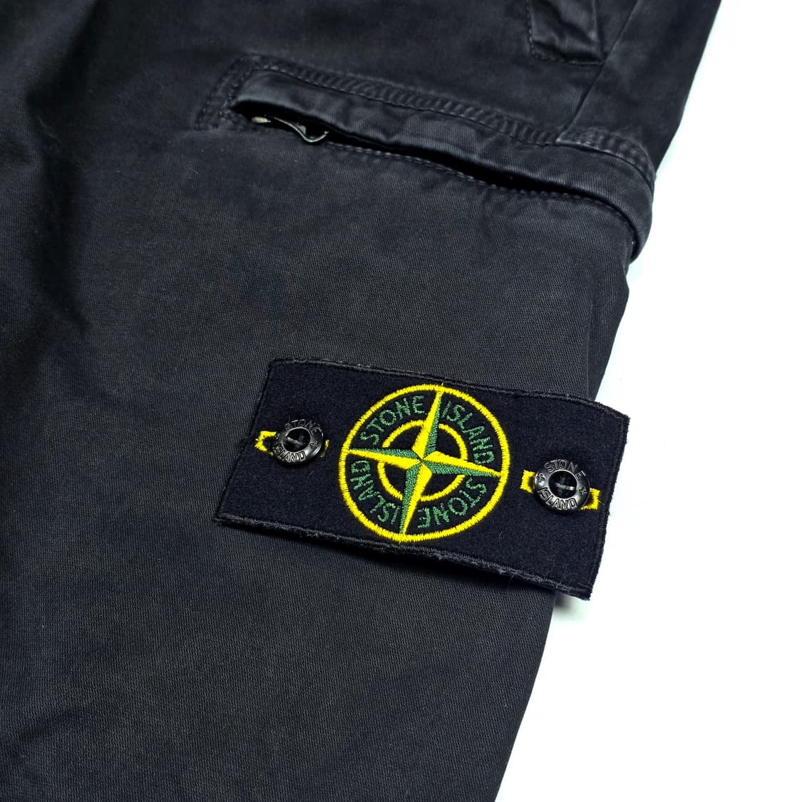 스톤아일랜드 와펜 카고 반바지 상품이미지3
