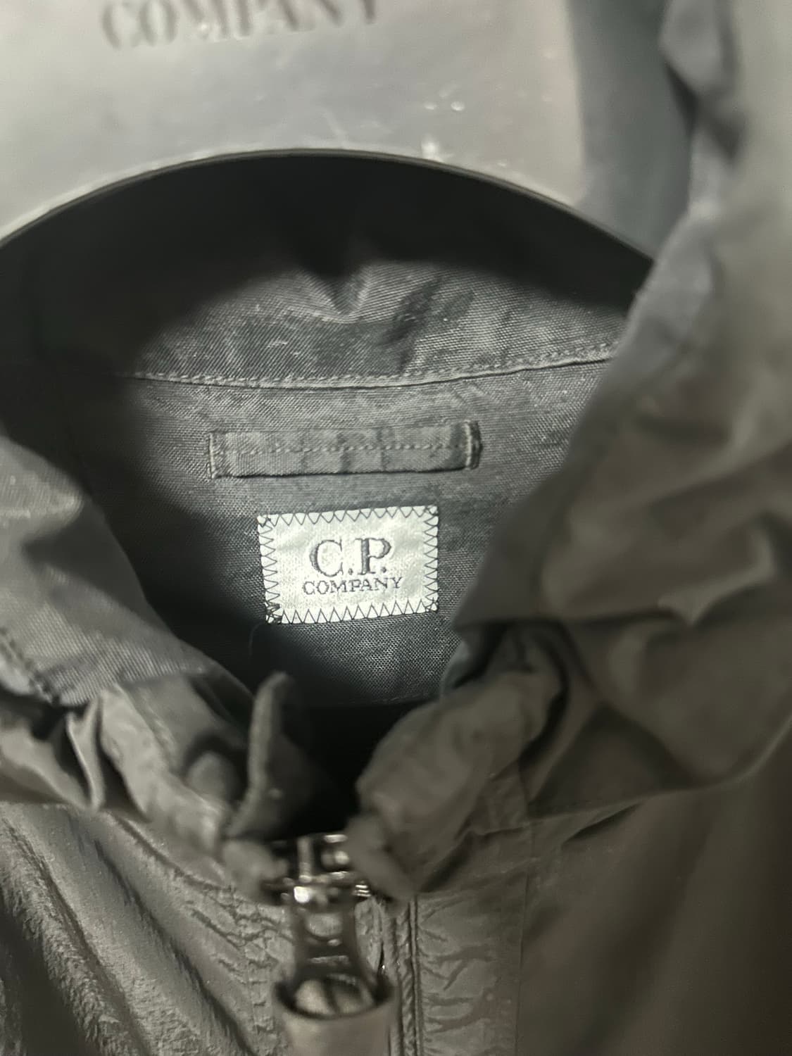 CP컴퍼니 크롬R 나일론 바람막이 블랙 (52) 상품이미지4