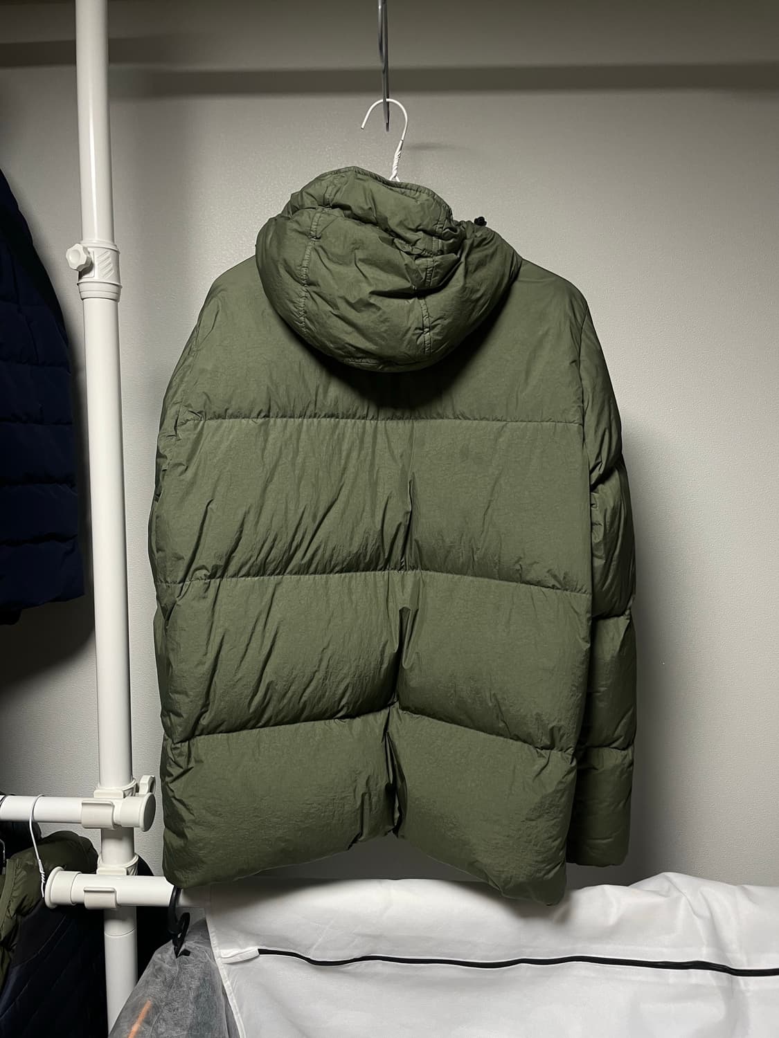 [S사이즈] 21FW 스톤아일랜드 크링클랩스 후드 다운 자켓 올리브 상품이미지5