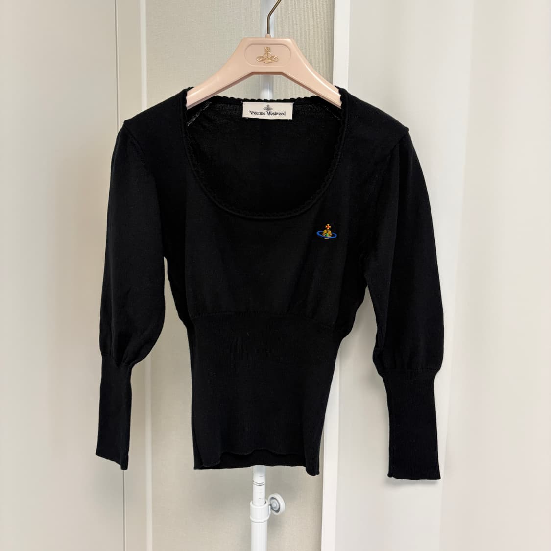 비비안웨스트우드 베베 코튼 캐시미어 유넥 니트 블랙 상품이미지5