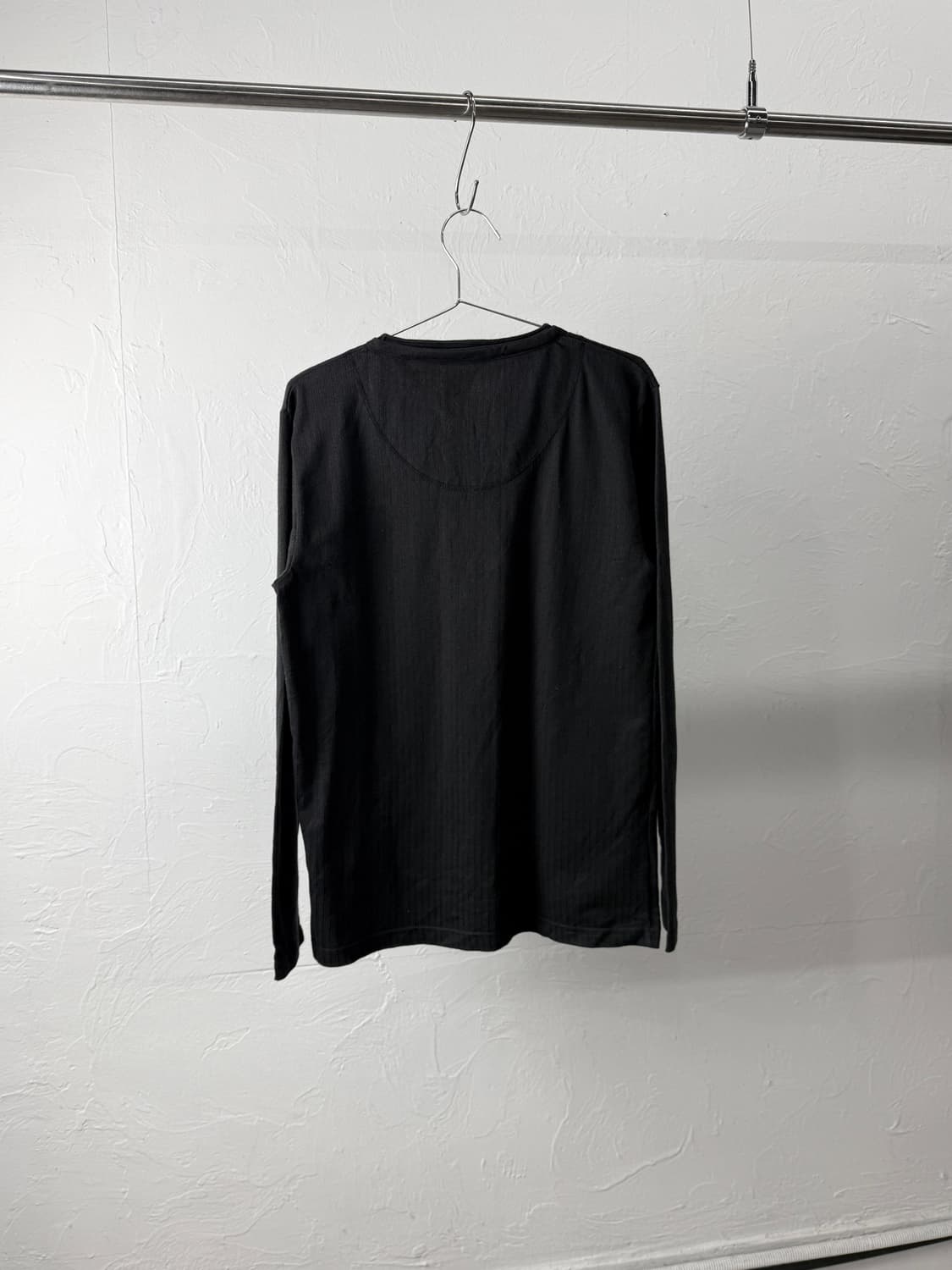 Amorte 헨리넥 스터드 롱 슬리브 상품이미지4