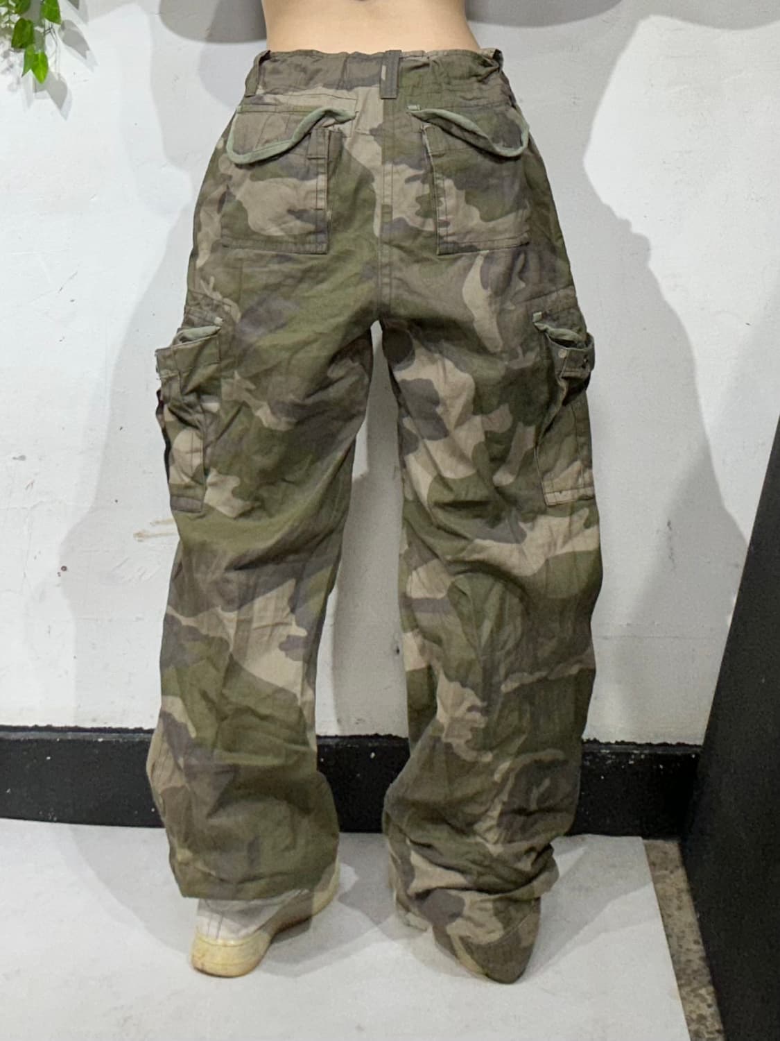 빈티지 카키 밀리터리 카모 와이드 포켓 디테일 카고 팬츠 힙합 바지 L 상품이미지3