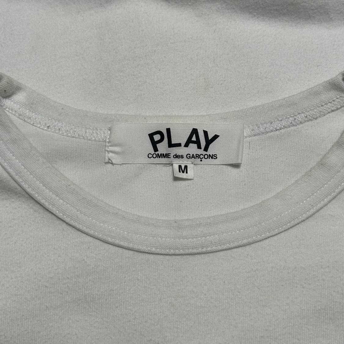 M 꼼데가르송 골드하트 와펜 반팔티 상품이미지4