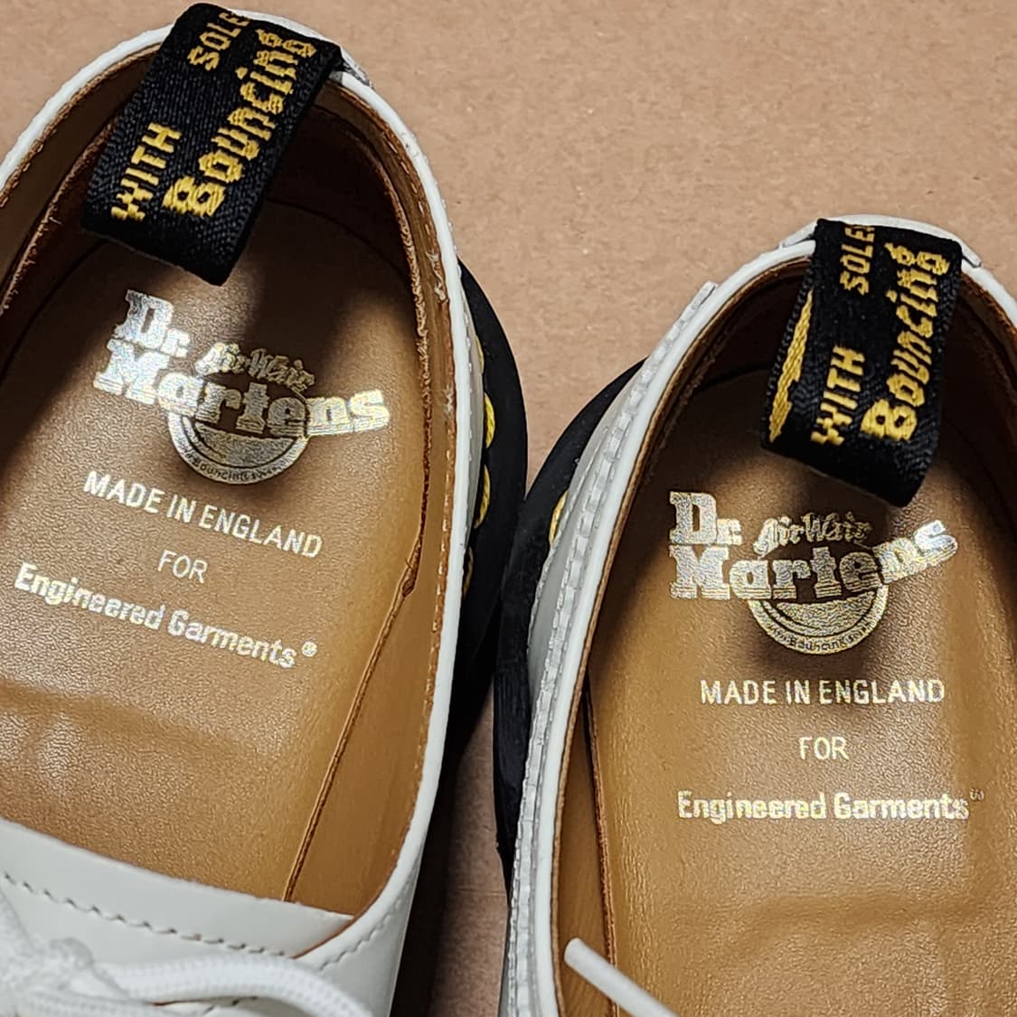 닥터마틴 × 엔지니어드 가먼츠 1460 화이트 상품이미지3