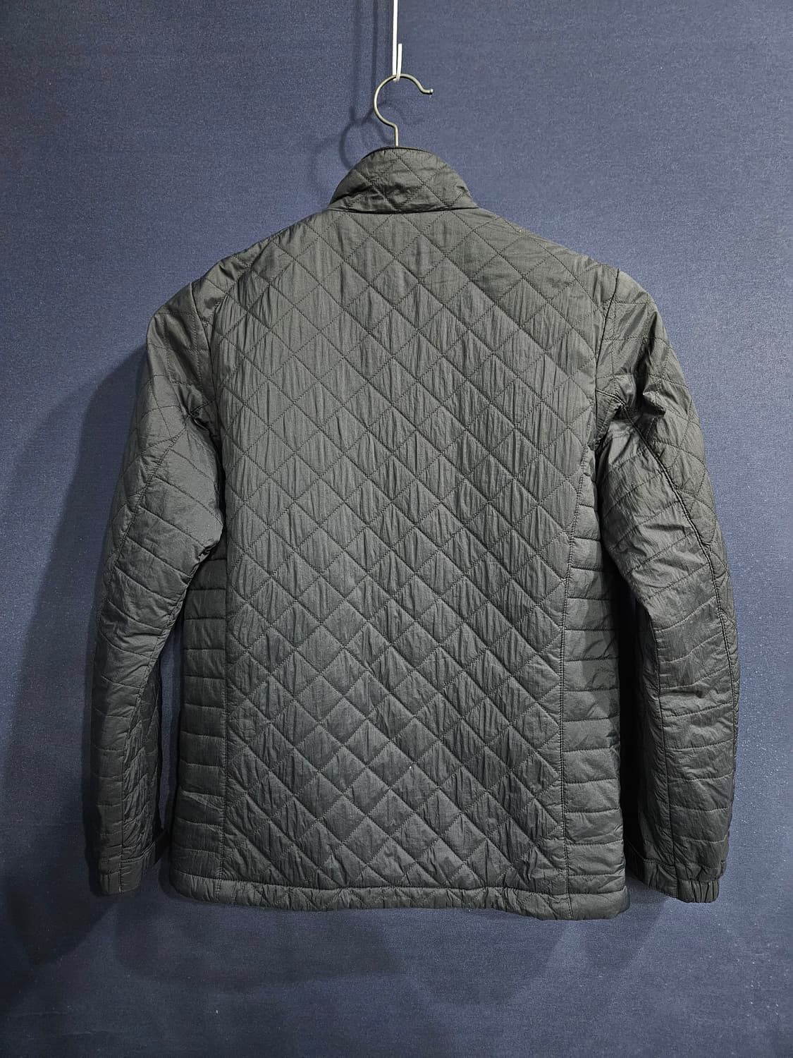 콜롬비아 옴니히트 다크그레이 남성 슬림핏 95 경량패딩  상품이미지2