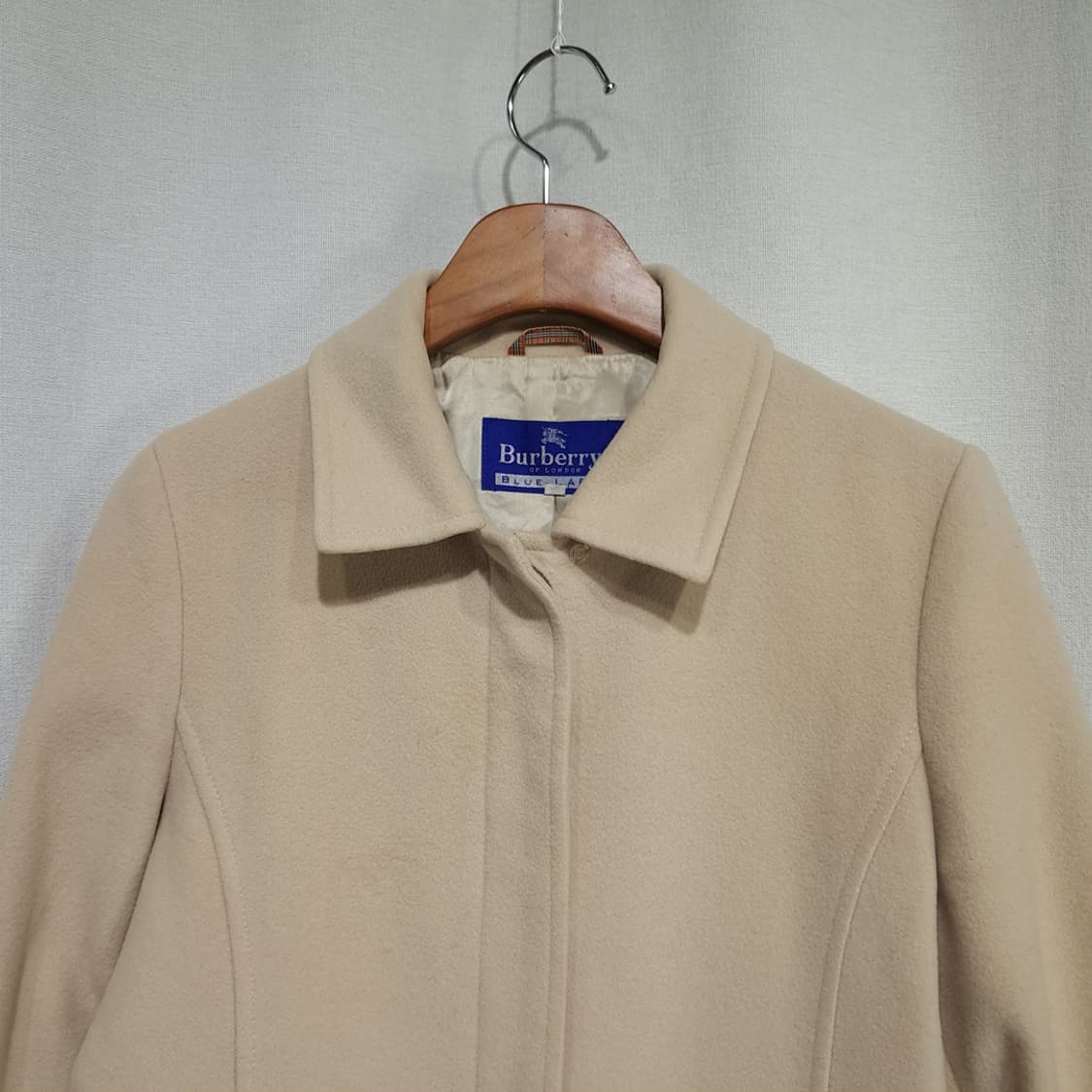 CL289 M 버버리 90s 일본판 울 히든버튼 베이지 코트 상품이미지2