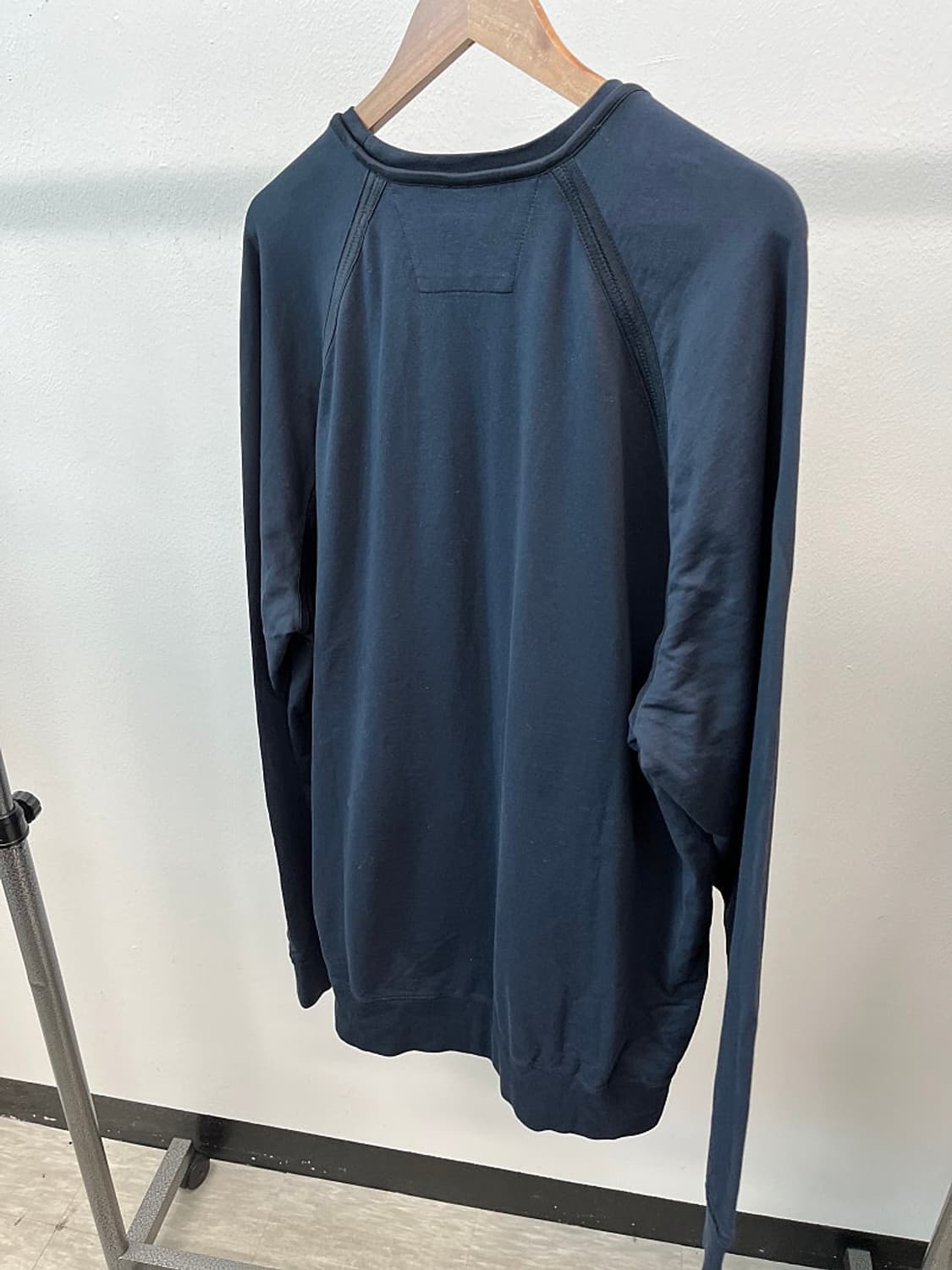 115) CP컴퍼니 소매자수 맨투맨  상품이미지7