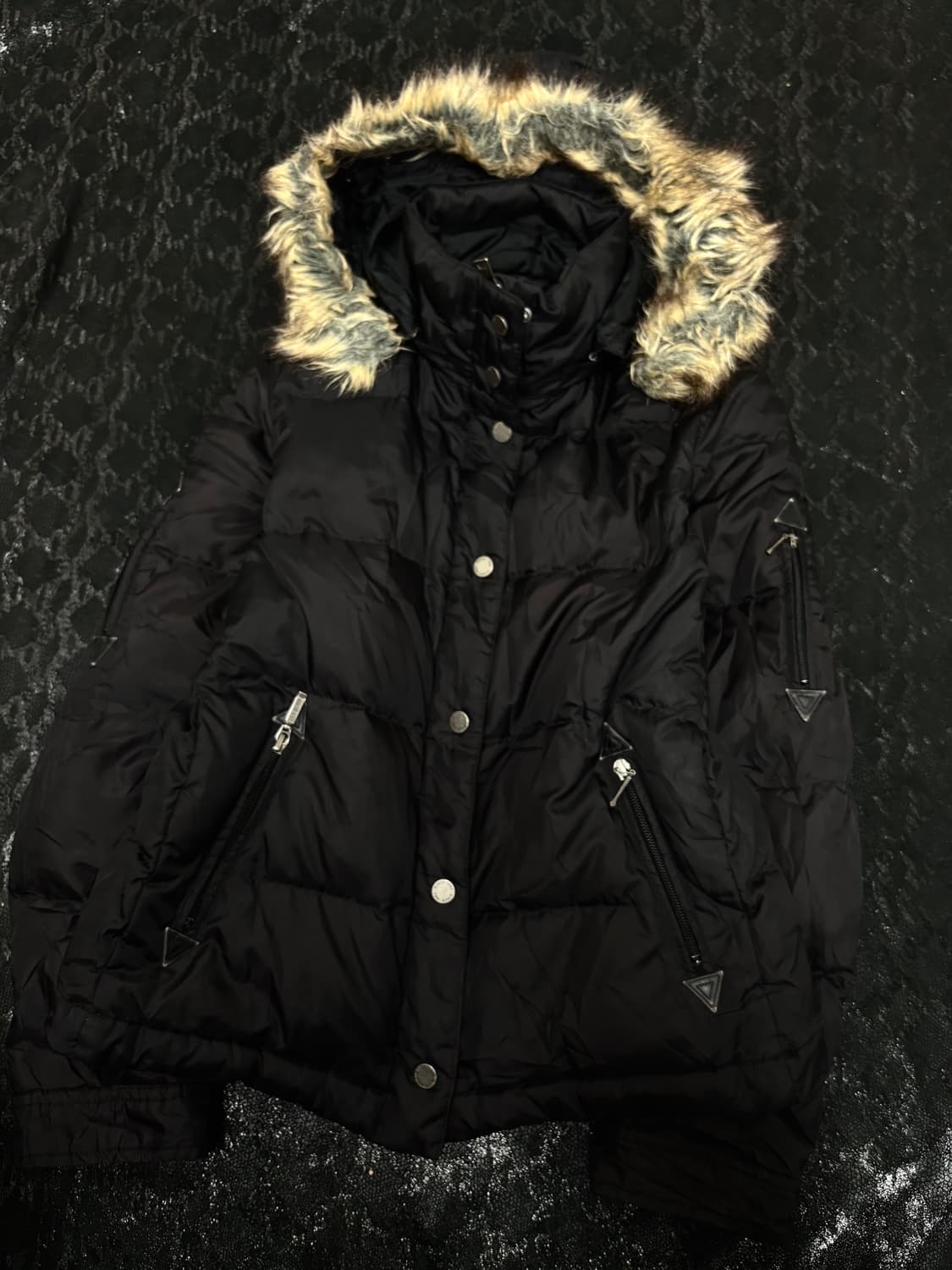 “Vintage” Y2K Mood Black Fur Padding 상품이미지6