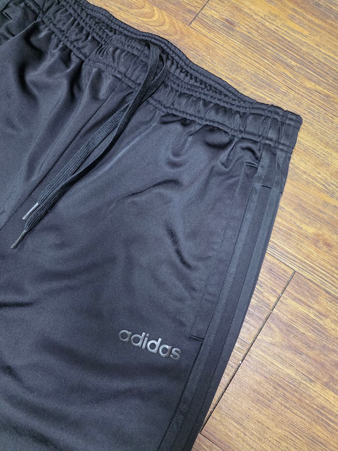 아디다스 블랙 트랙팬츠 상품이미지2