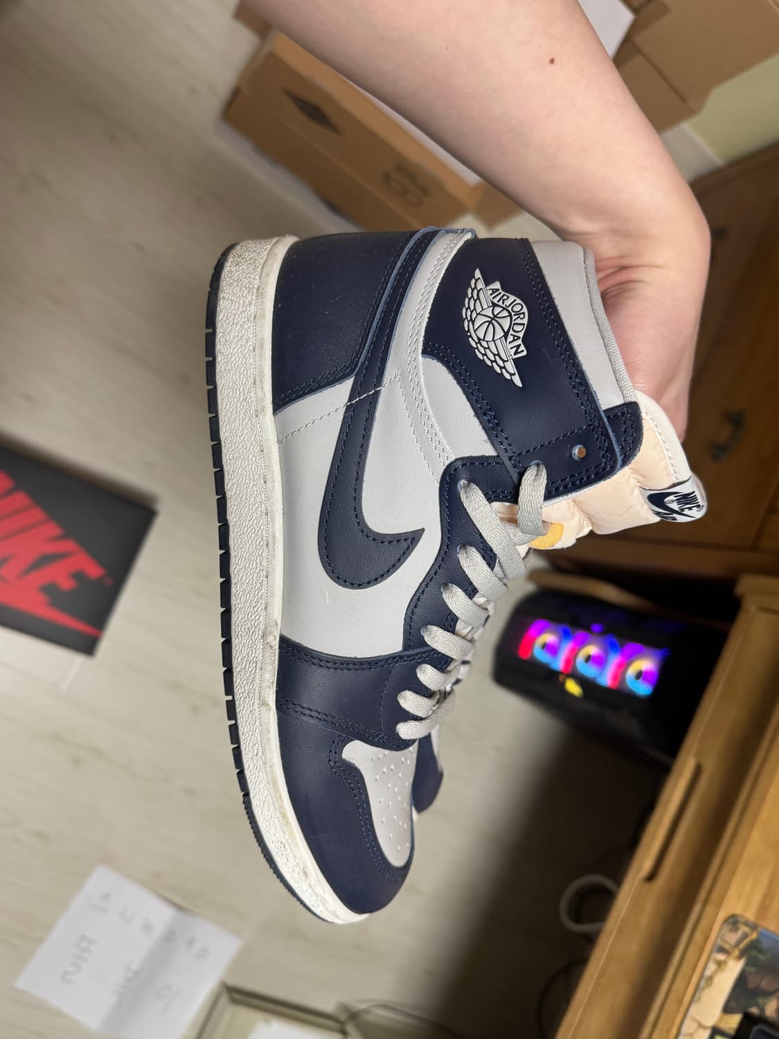 조던 1 하이 컬리지 니이비(조지타운) 상품이미지6