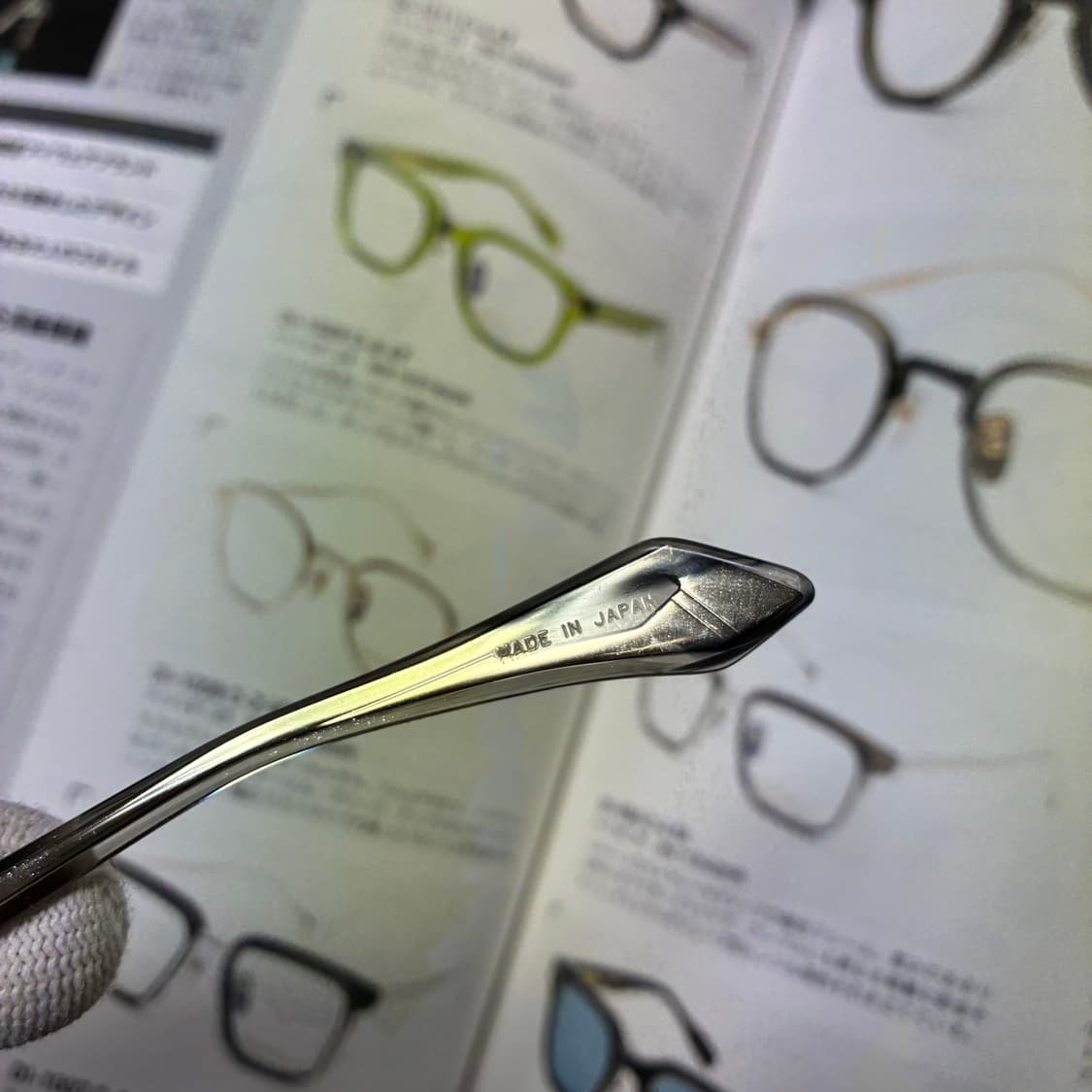 KATHARINE HAMNETT 캐서린 햄넷 뿔테 안경 상품이미지7