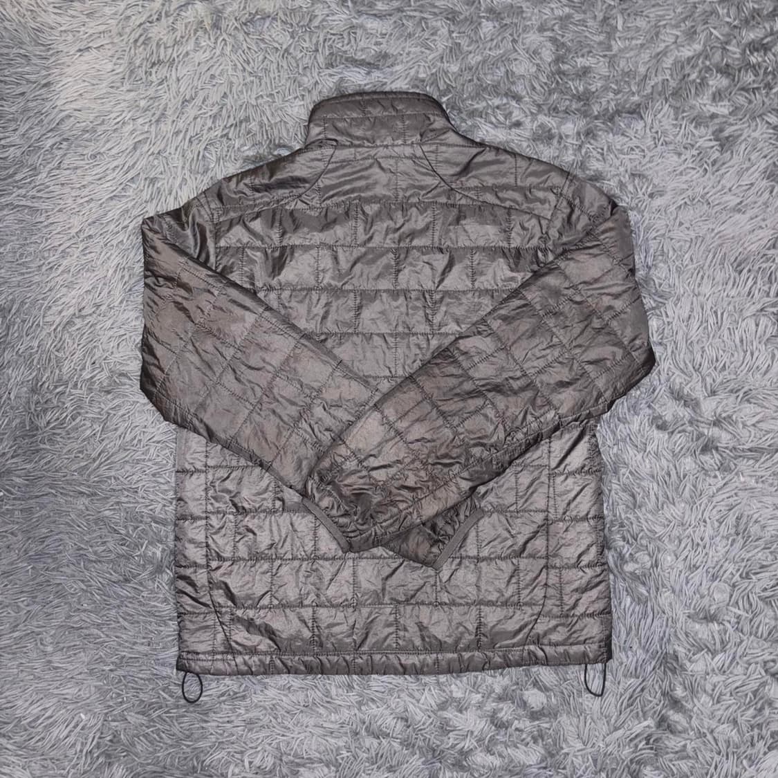 파타고니아 나노 퍼프 경량패딩 실버 그레이 상품이미지4