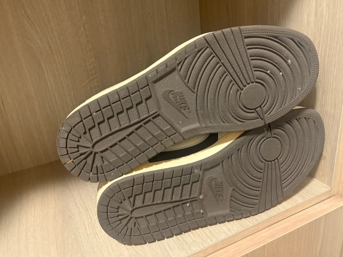 나이키 트래비스 스캇 레트로 로우 OG SP 세일 앤리저록 275 상품이미지5