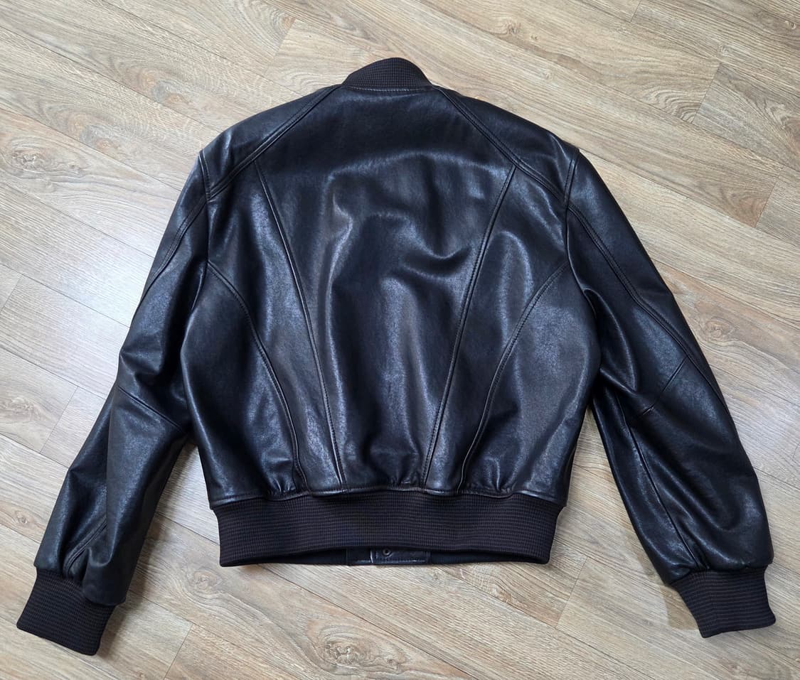 엘무드 건 앤 로즈 램스킨 바시티 자켓 상품이미지3