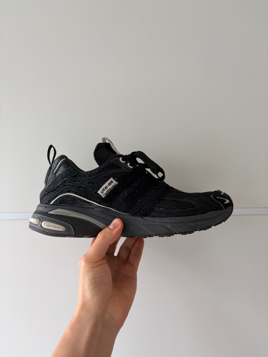 아디다스 x 송포더뮤트 아디스타 쿠션 270 상품이미지2