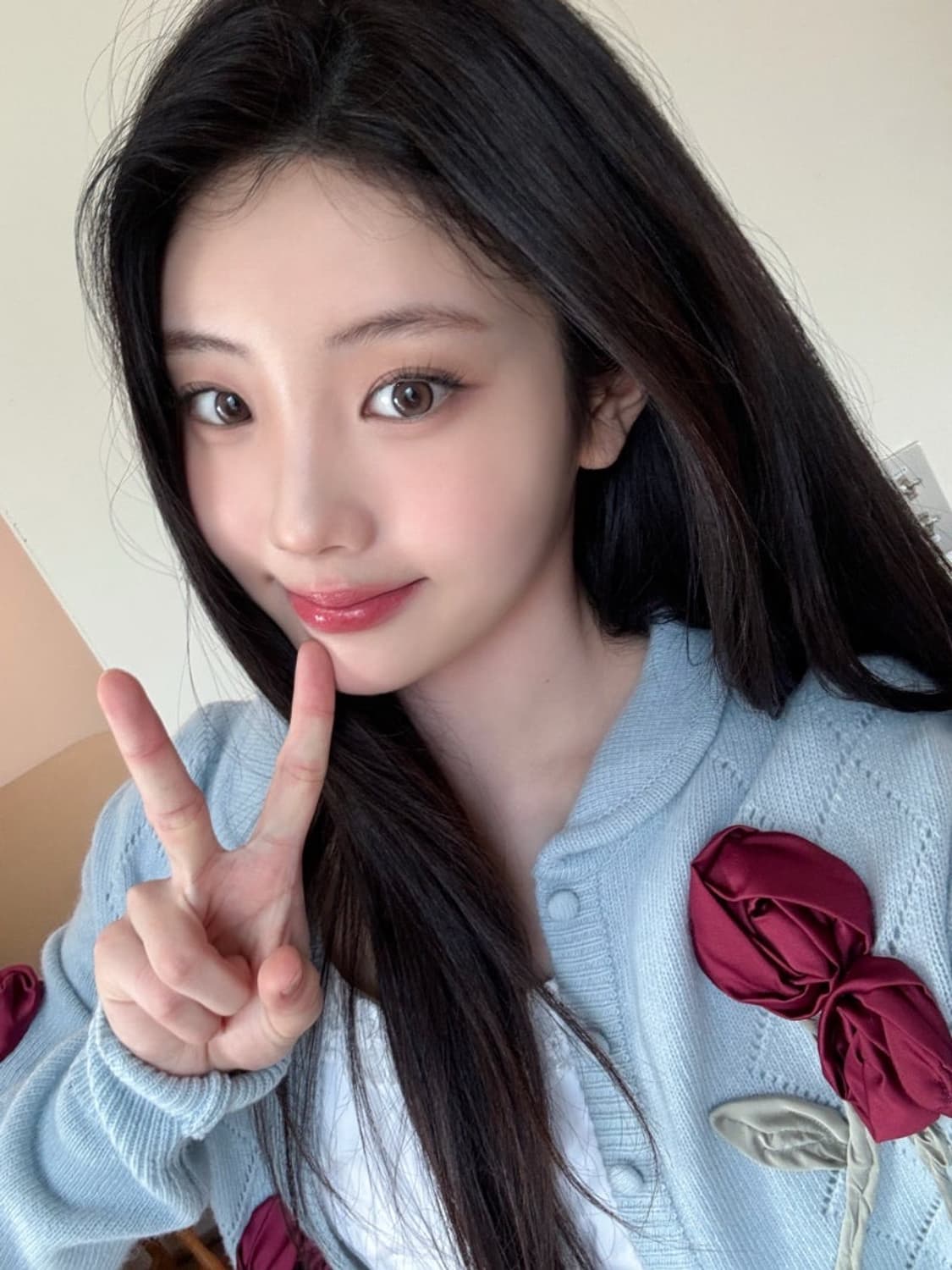 (아일릿 원희 착용) 시눈 익스클루시브 펀칭 가디건 + 캉캉 스커트 셋업 상품이미지5