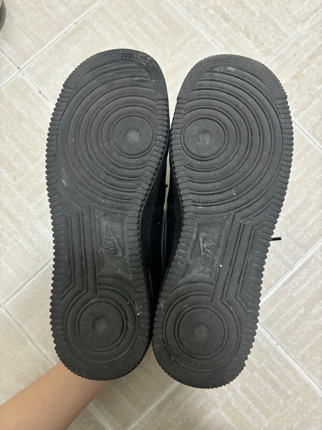 나이키 트리플 블랙 올검포스 245  상품이미지4