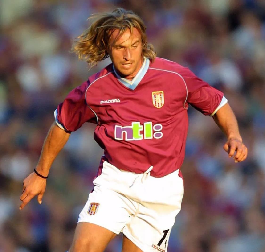 아스톤빌라 01-02 지놀라 유니폼 상품이미지4