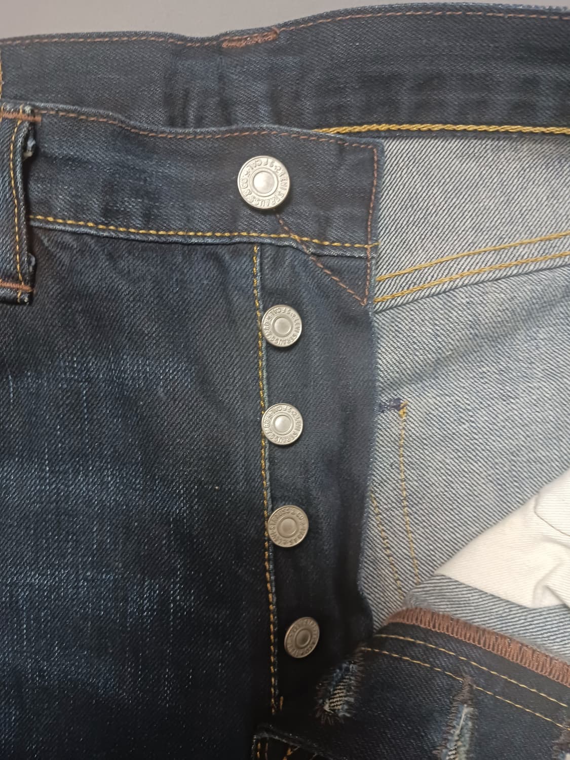 [32] 리바이스 501 흑청워싱 오리지널진 청바지 상품이미지6