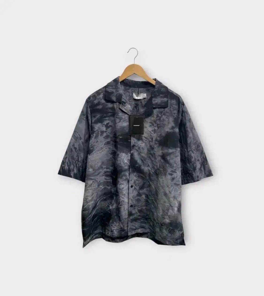 [새상품] 매스노운 타이다이 하프셔츠 그레이 M-L 상품이미지1