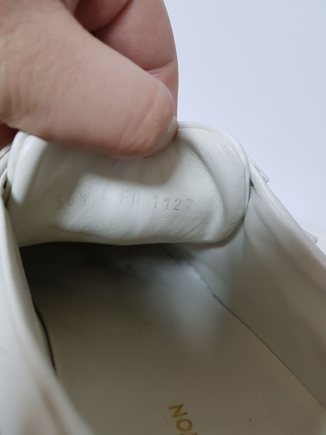 루이비통 타임아웃 스니커즈 상품이미지7