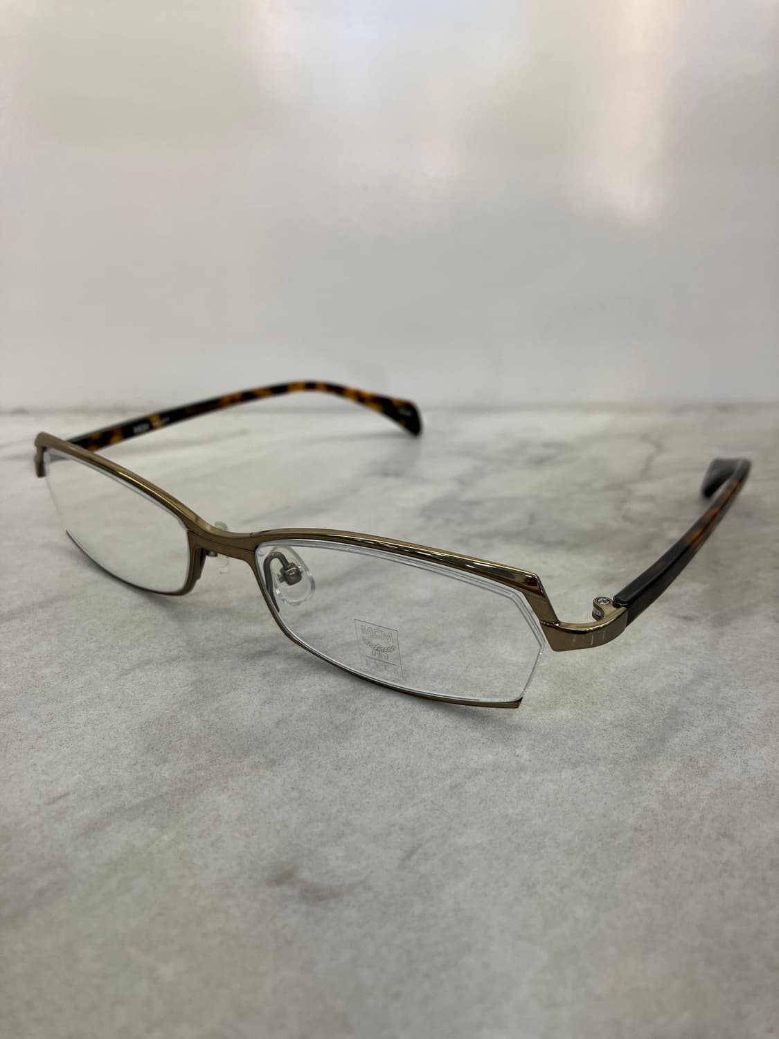 엠씨엠 MCM 엔틱 골드 레오파드 반무테 메탈 안경 상품이미지10