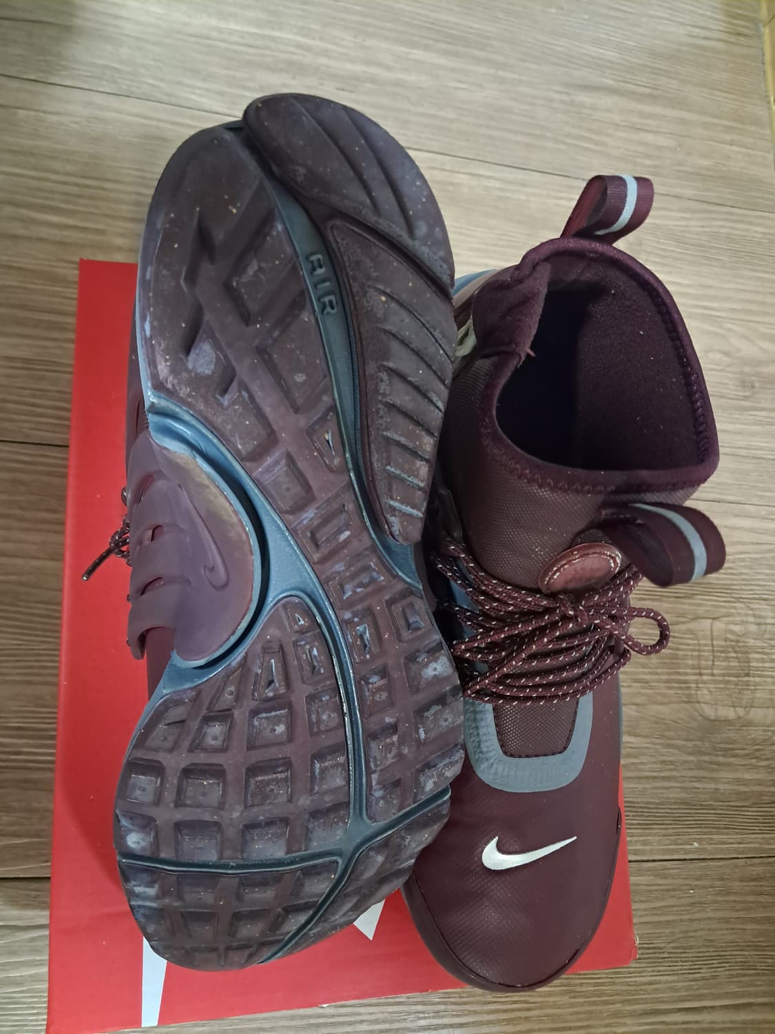 나이키 스니커즈 240 상품이미지9