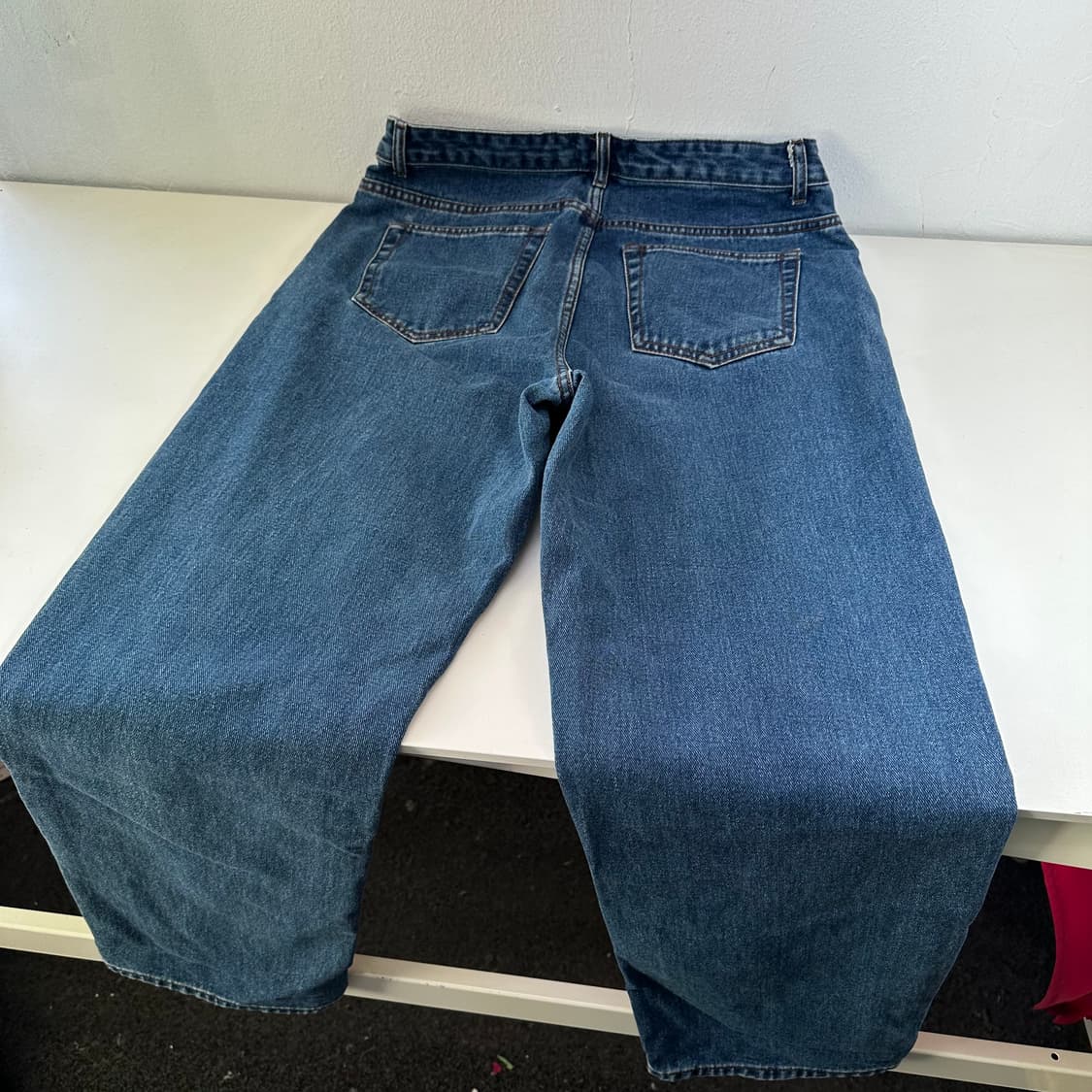 33 무신사스탠다드 무탠다드 진청 레귤러핏 데님팬츠 상품이미지4