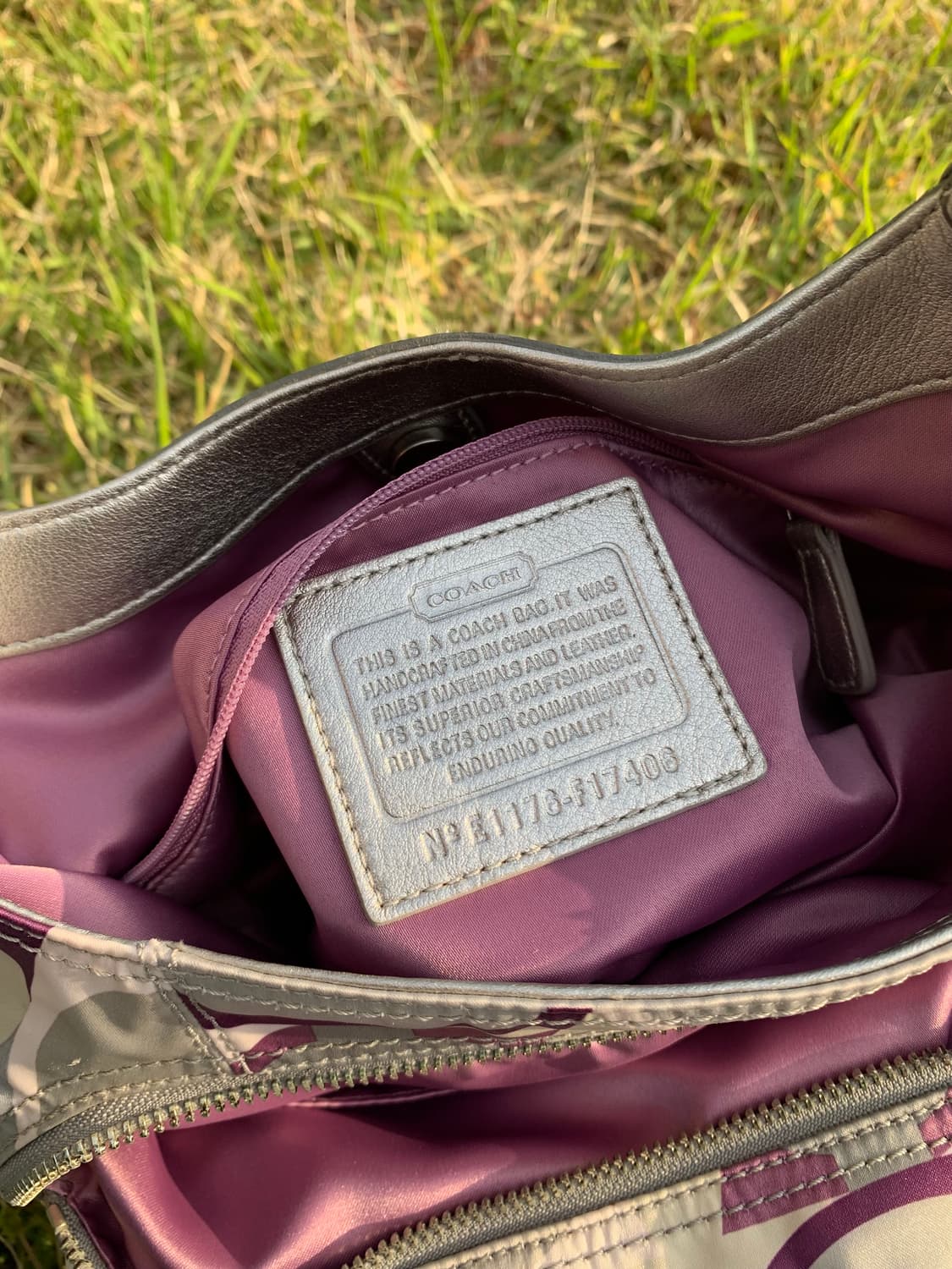 [S급] 희귀 💜 Coach Silver Buckle Bag 상품이미지6