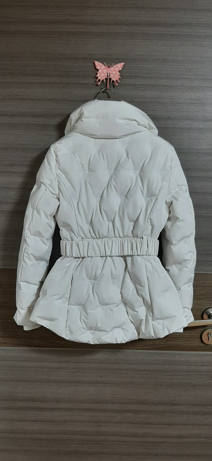 게스 화이트 패딩 상태굿  상품이미지9