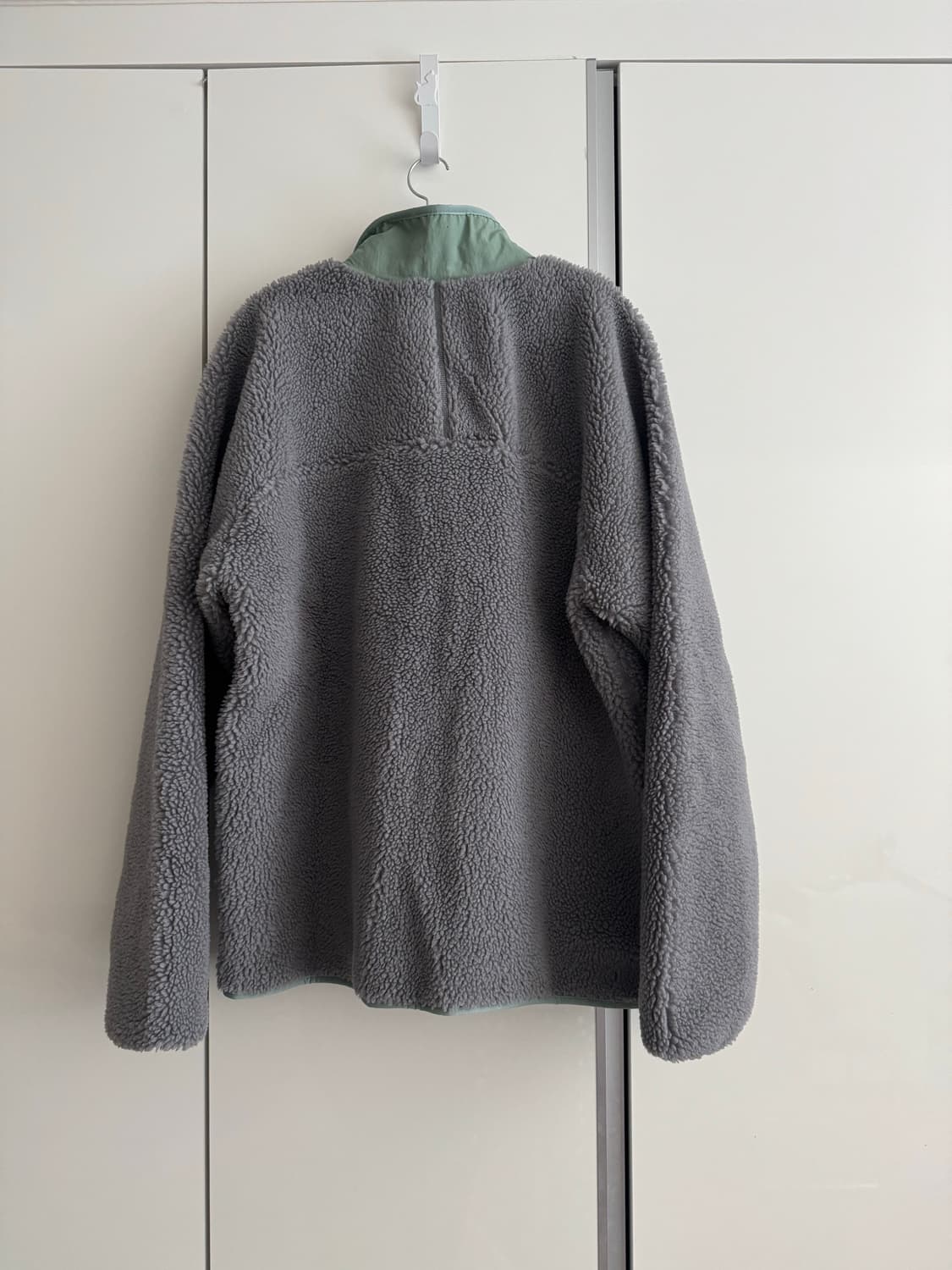 [새상품] 파타고니아 클래식 레트로X 플리스 자켓 그레이 (XL) 상품이미지3