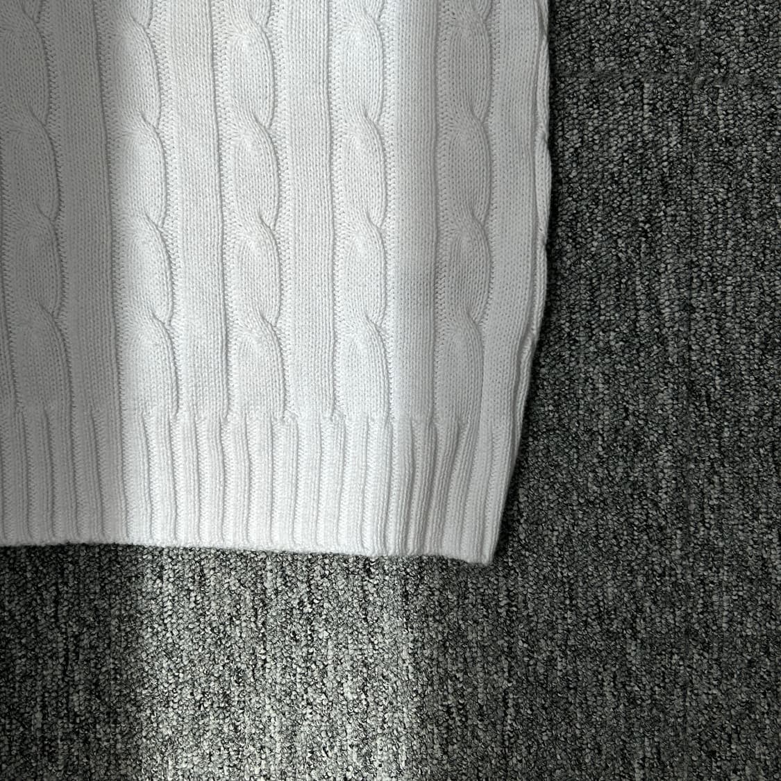 폴로 랄프로렌 케이블 화이트 니트 반팔 상품이미지3