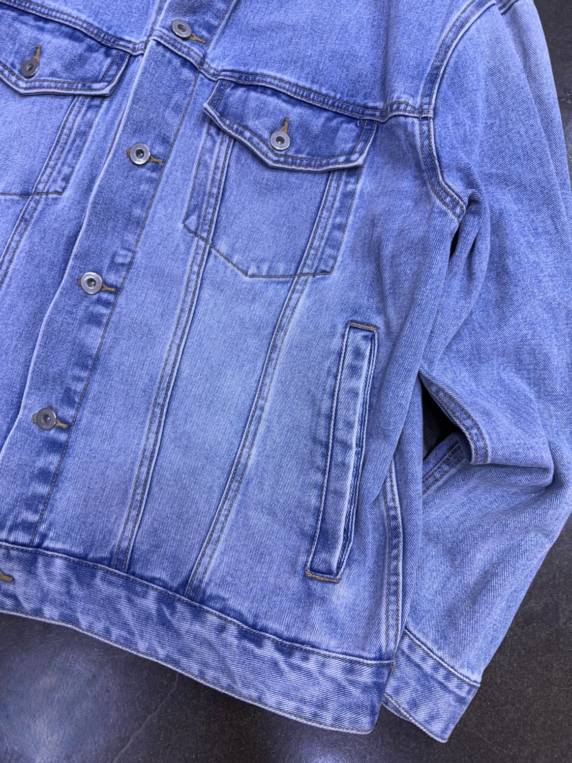 무신사스탠다드 무탠 릴렉스드 트러커 데님자켓 라이트 인디고 2XL 상품이미지9