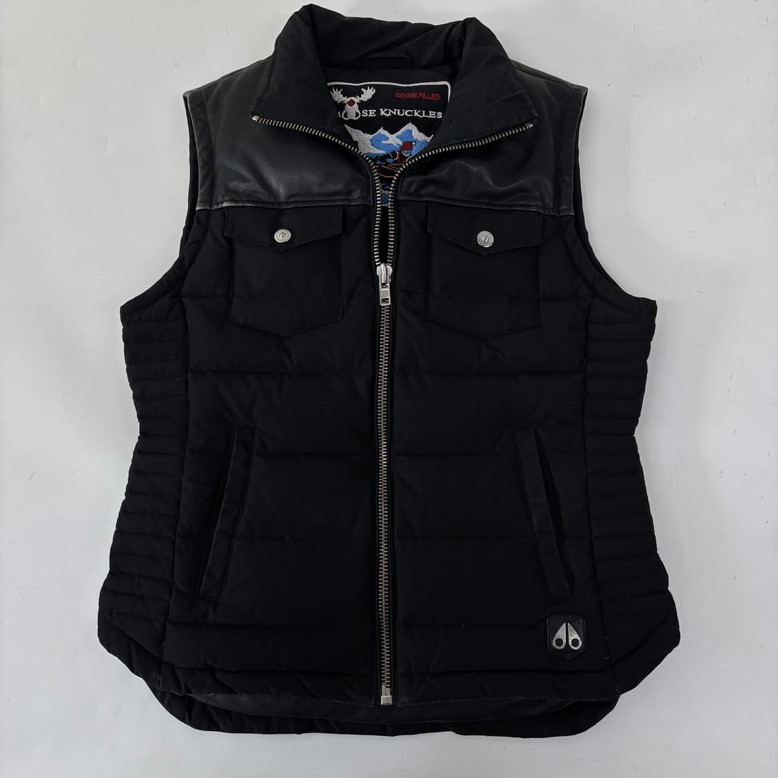 무스너클 레더 콤비 다운 베스트  상품이미지1