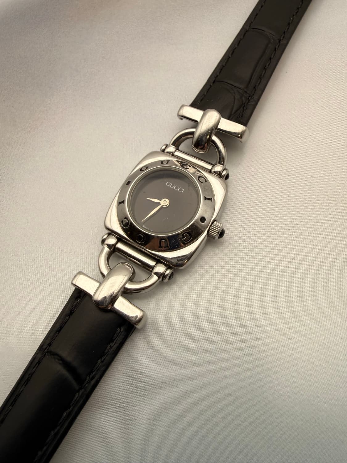 Gucci_ 1990s 6300line vintage watch 상품이미지4