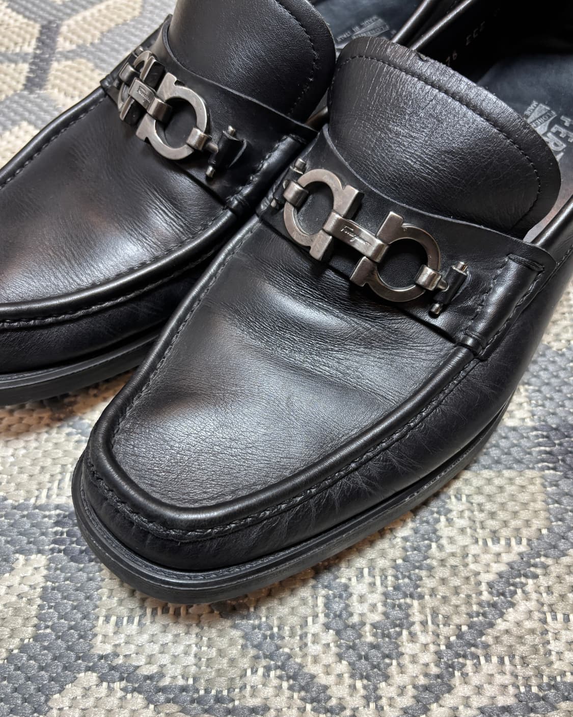 (8) 살바토레 페라가모 간치니 로퍼 블랙 상품이미지3