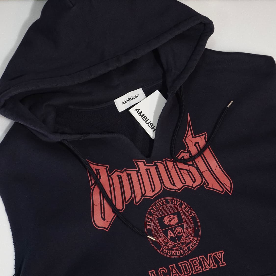 엠부쉬 23FW 아카데미 후드 베스트 상품이미지5