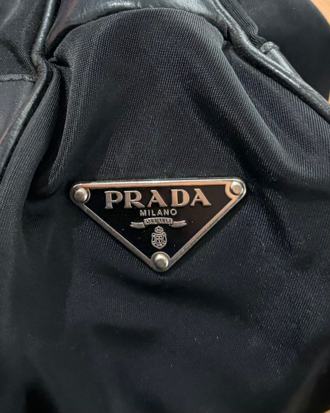 프라다 블랙 테수토 리나일론 숄더백 상품이미지7