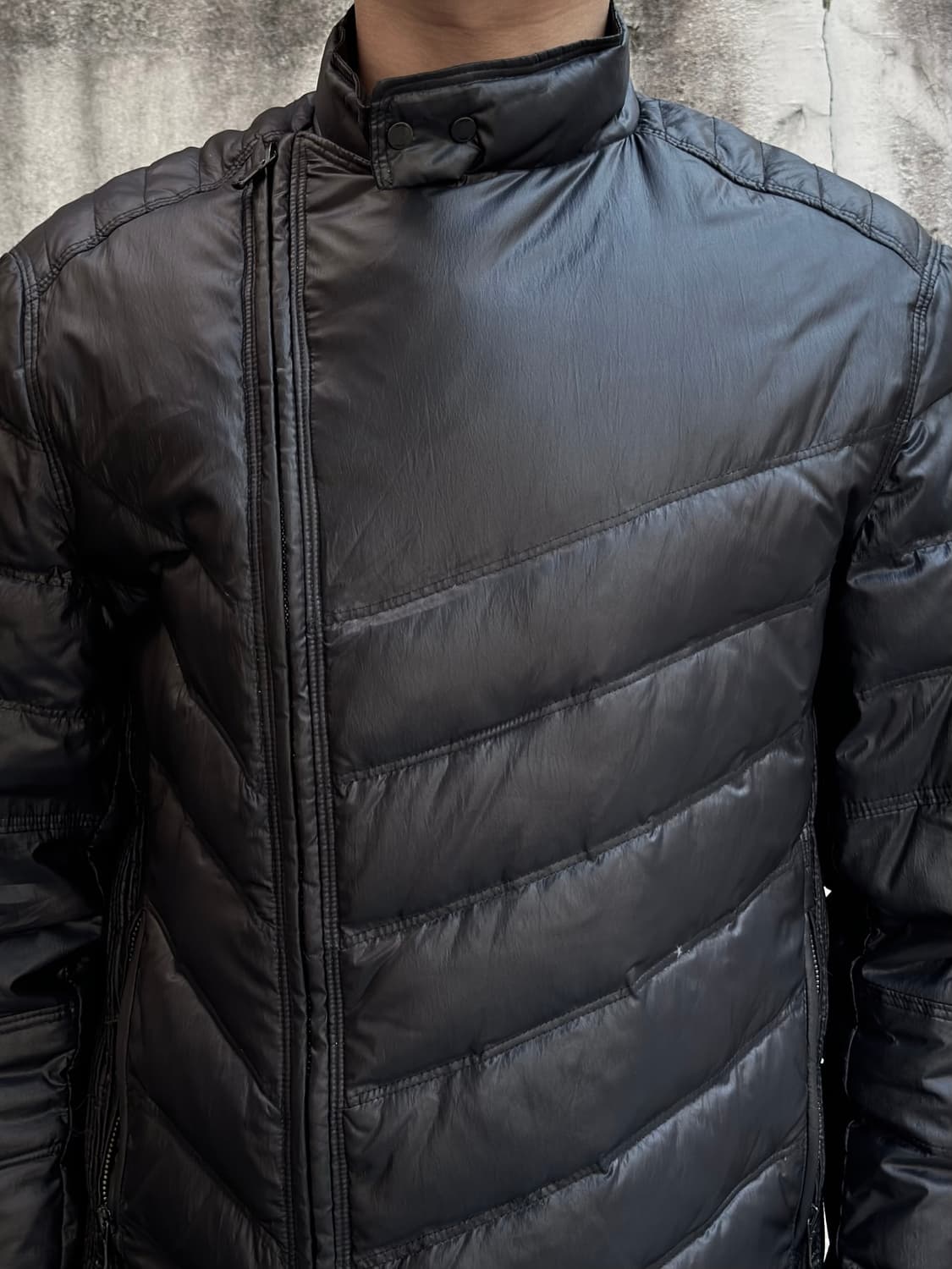 DKNY 사선 비대칭 패딩 자켓 상품이미지2