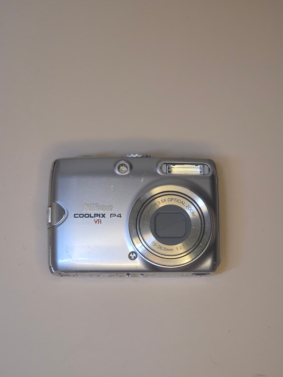 니콘 쿨픽스P4 / Nikon Coolpix P4 / Silver 상품이미지1