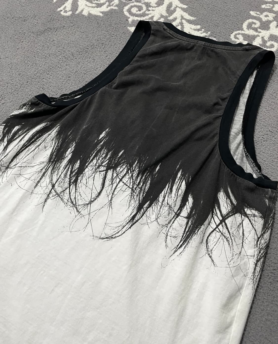 Neil Barrett 크로우퍼 트롱프로유 슬리브리스 상품이미지5