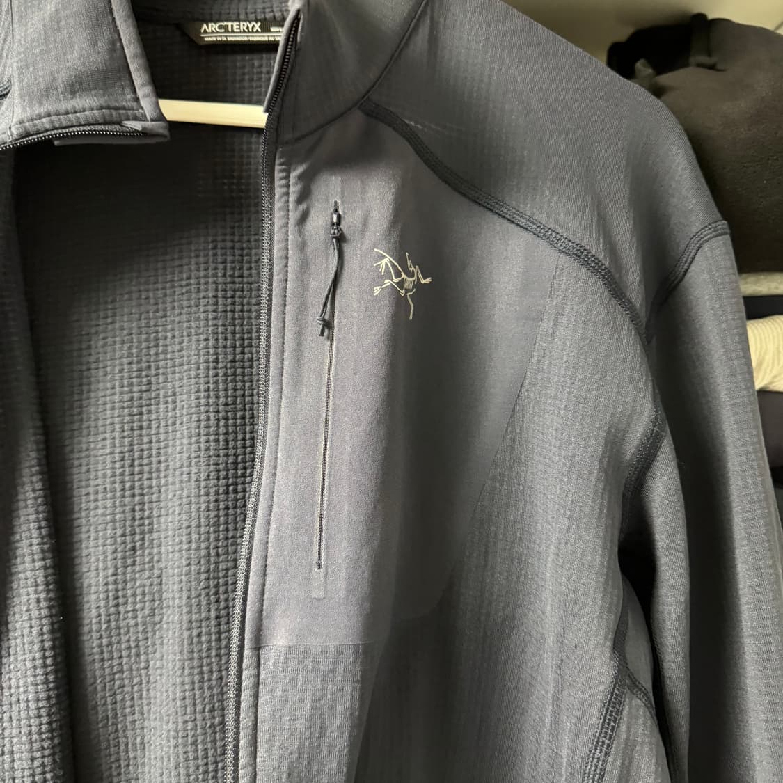 아크테릭스 델타 L사이즈 팝니다 상품이미지2