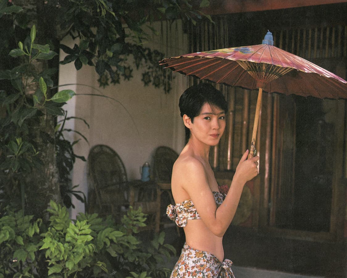 시노야마 기신 -  Hanako In Bali (1983) 초판 사진집 상품이미지3