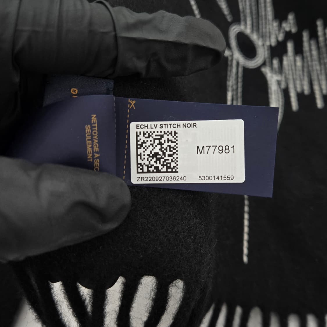 루이비통 LV 스티치 캐시미어 머플러 상품이미지3