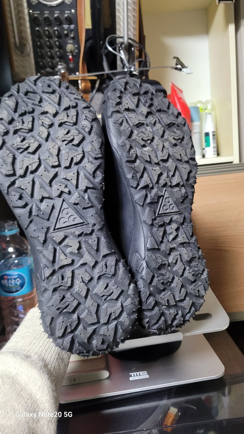 나이키 마운틴  플라이2 로우 스니커즈 상품이미지6