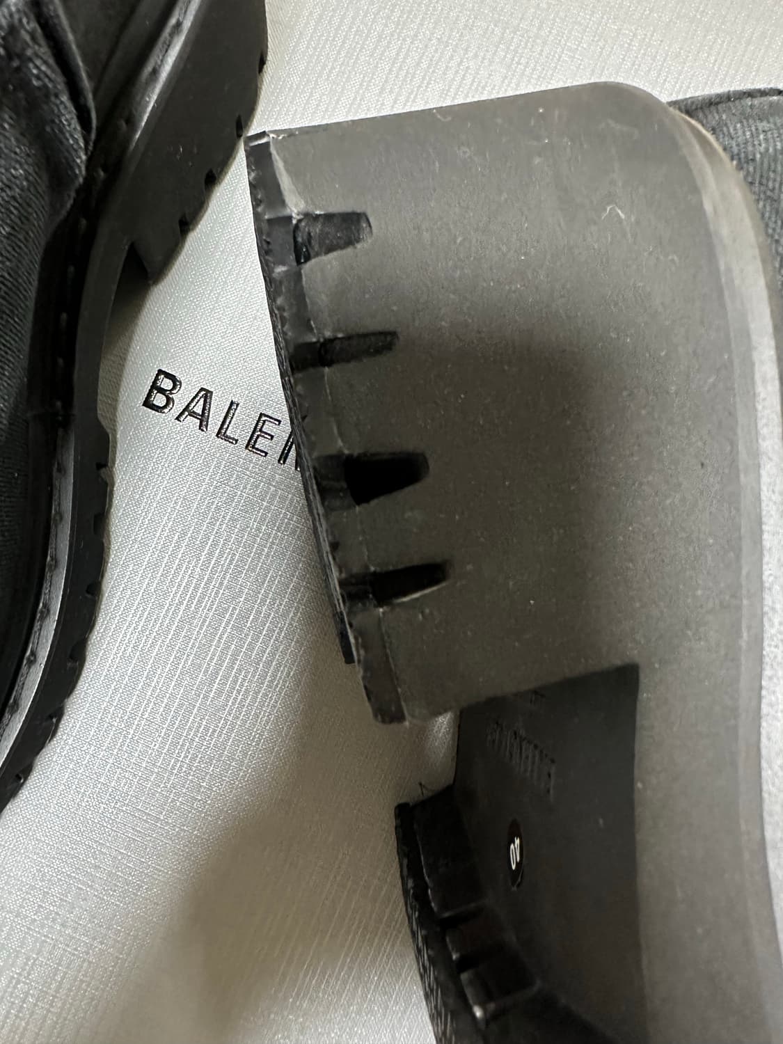 발렌시아가 스톰퍼(40, 밑창보강) 상품이미지4