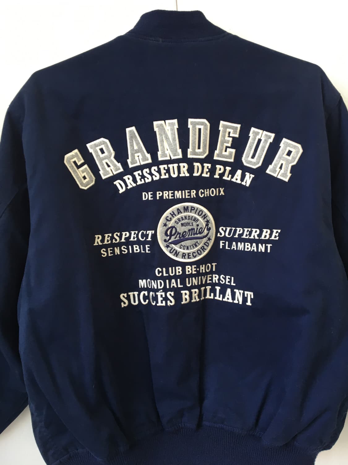 Lettering point bomber jacket 상품이미지4