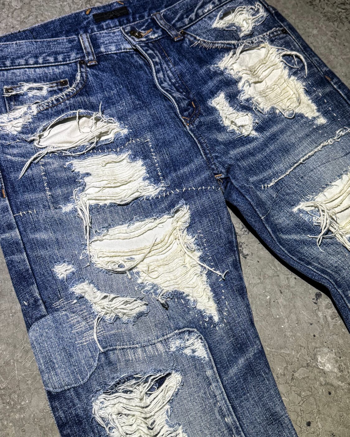 Destroyed Detail denim pants 상품이미지4