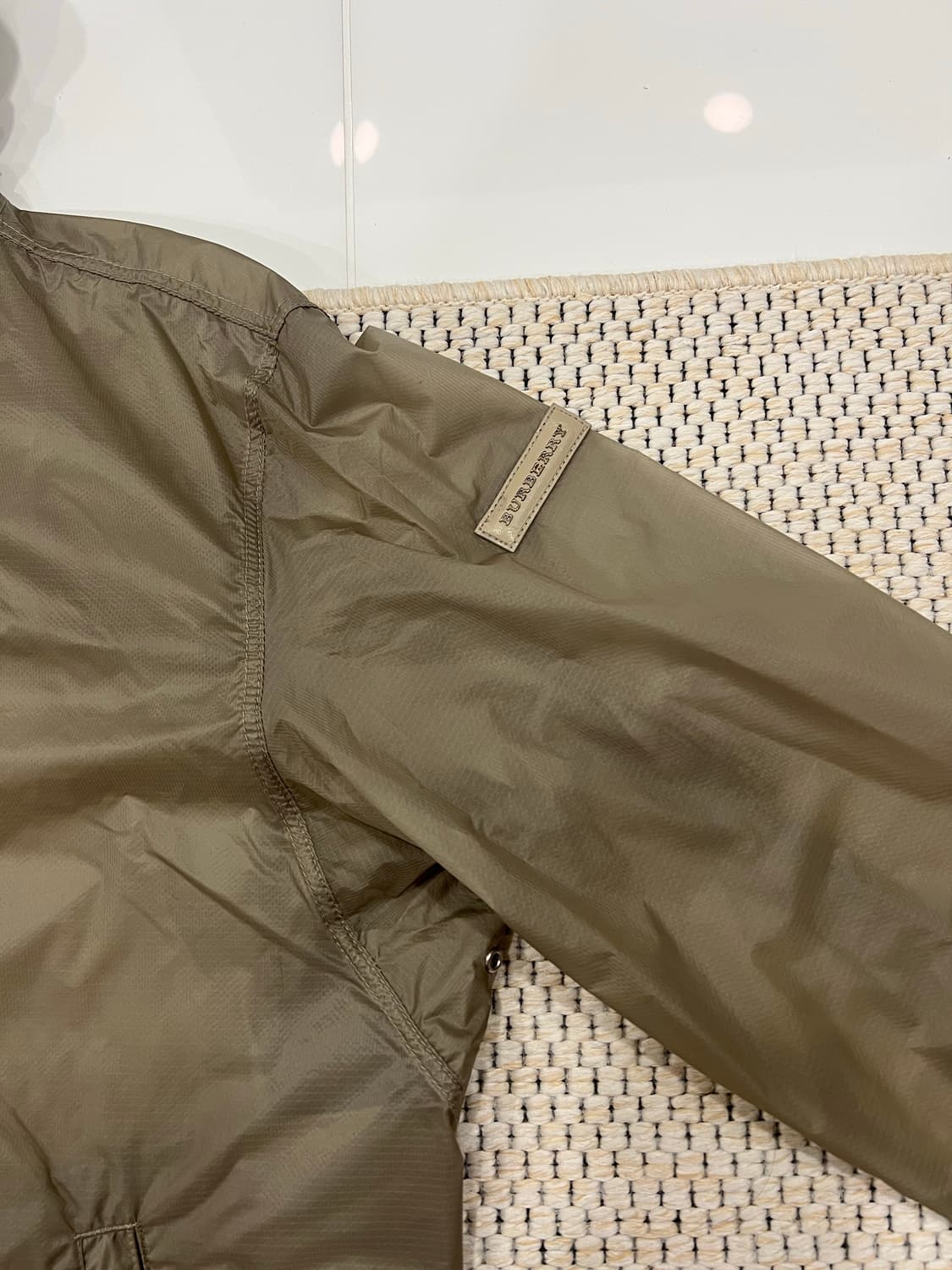 버버리 남자 바람막이 상품이미지5