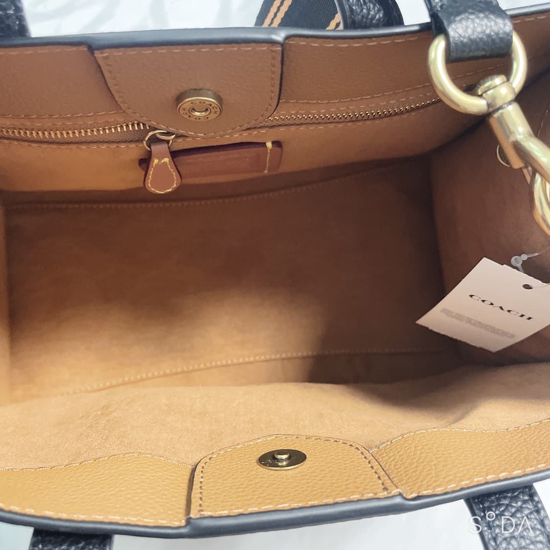 코치 레더웨어 토트백 아이보리/브라운 상품이미지9